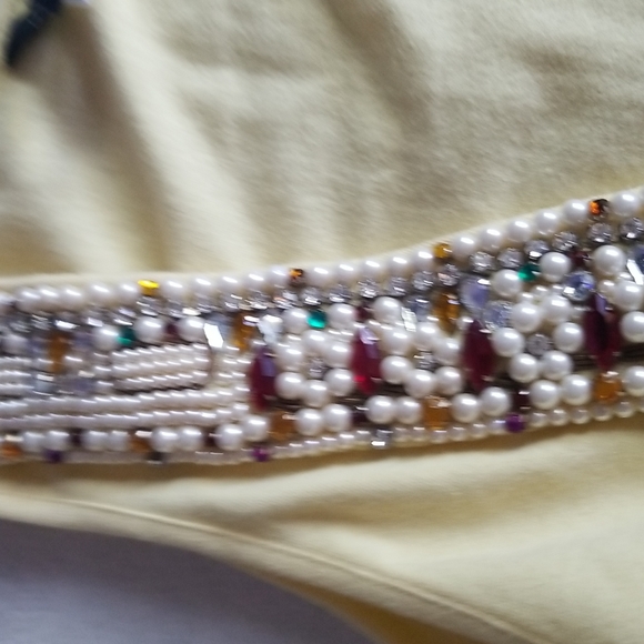 Moda International Sleeveless Top - Picture 6 of 7